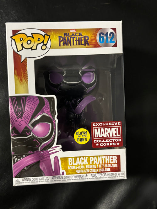 Black Panther ( Exclusive Marvel collector corps)