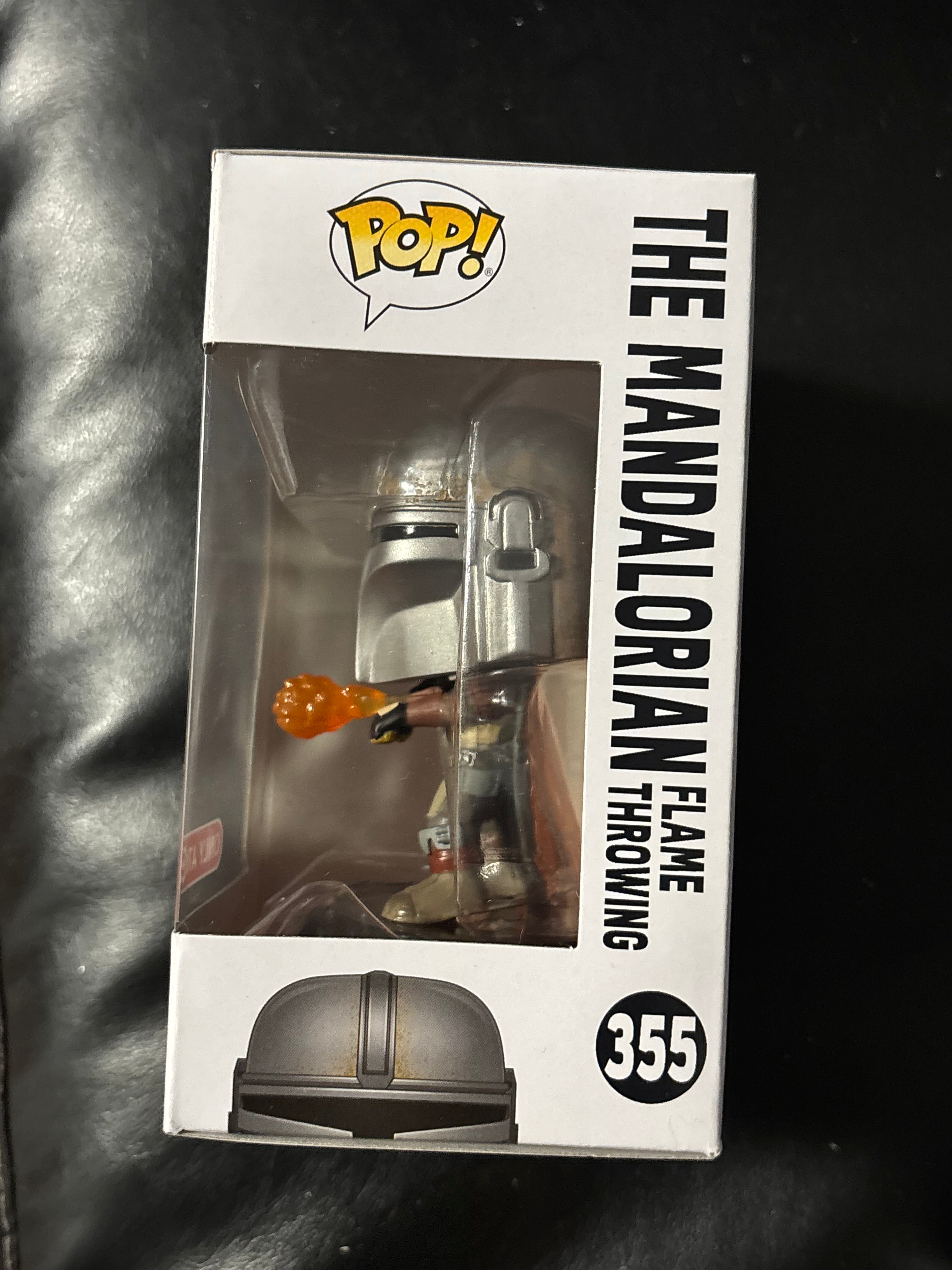 The Mandalorian Flame Throwing (Star wars)