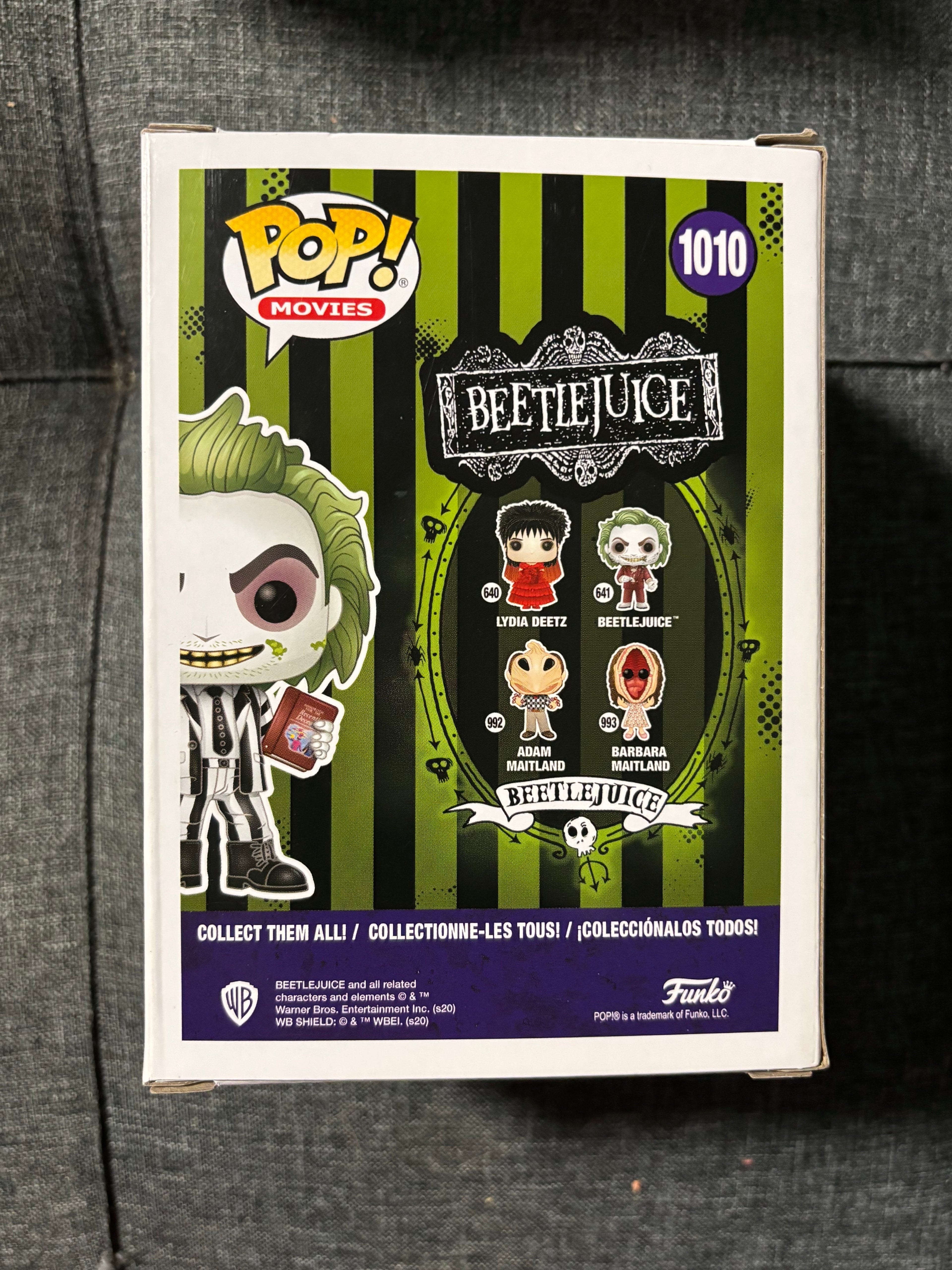 Beetlejuice with book #1010 Limited Edition (GITD) (2020 Fall Convention)