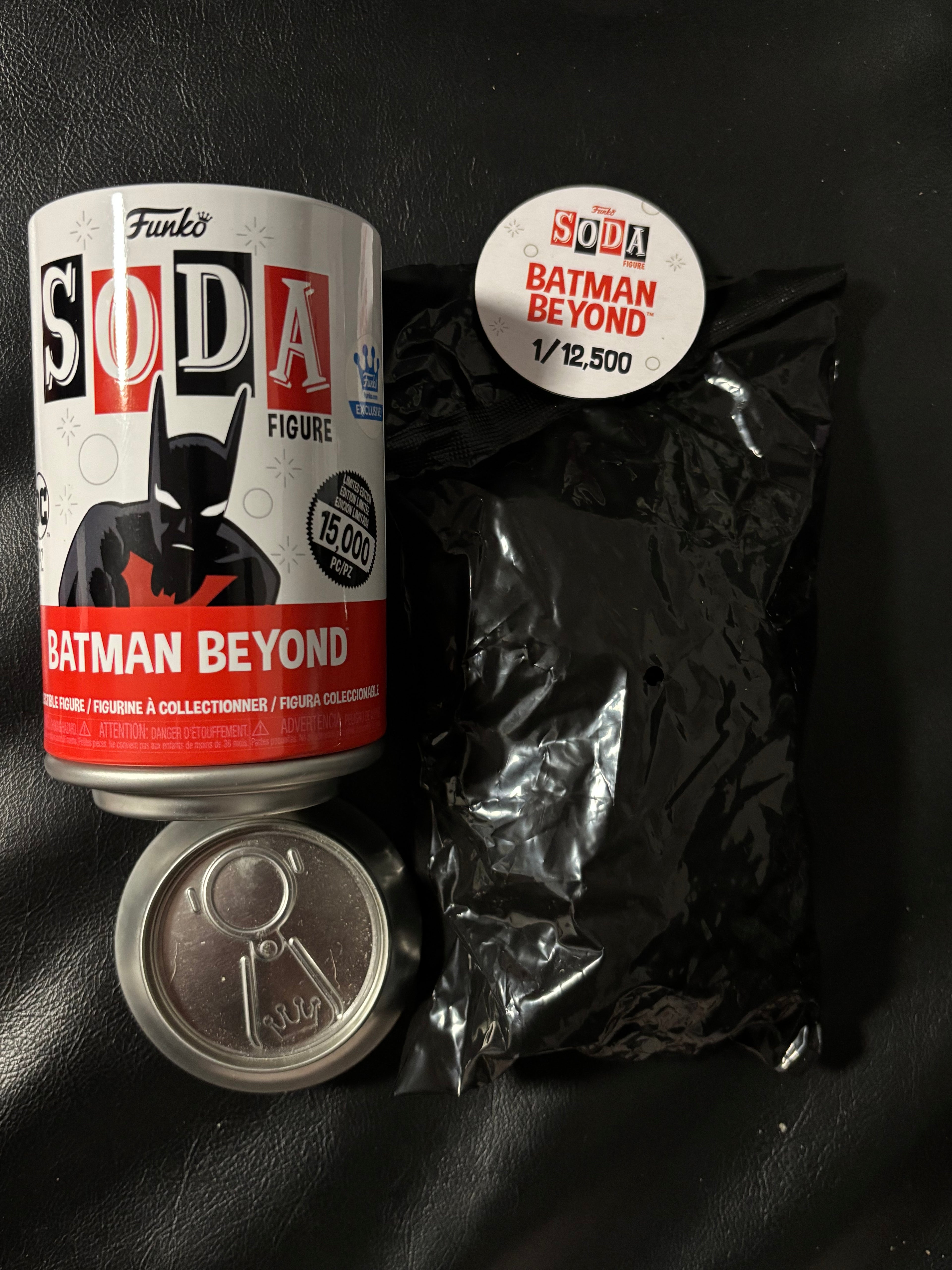 Batman Beyond Soda (opened but black bag sealed) Funko Exclusive (Copy)