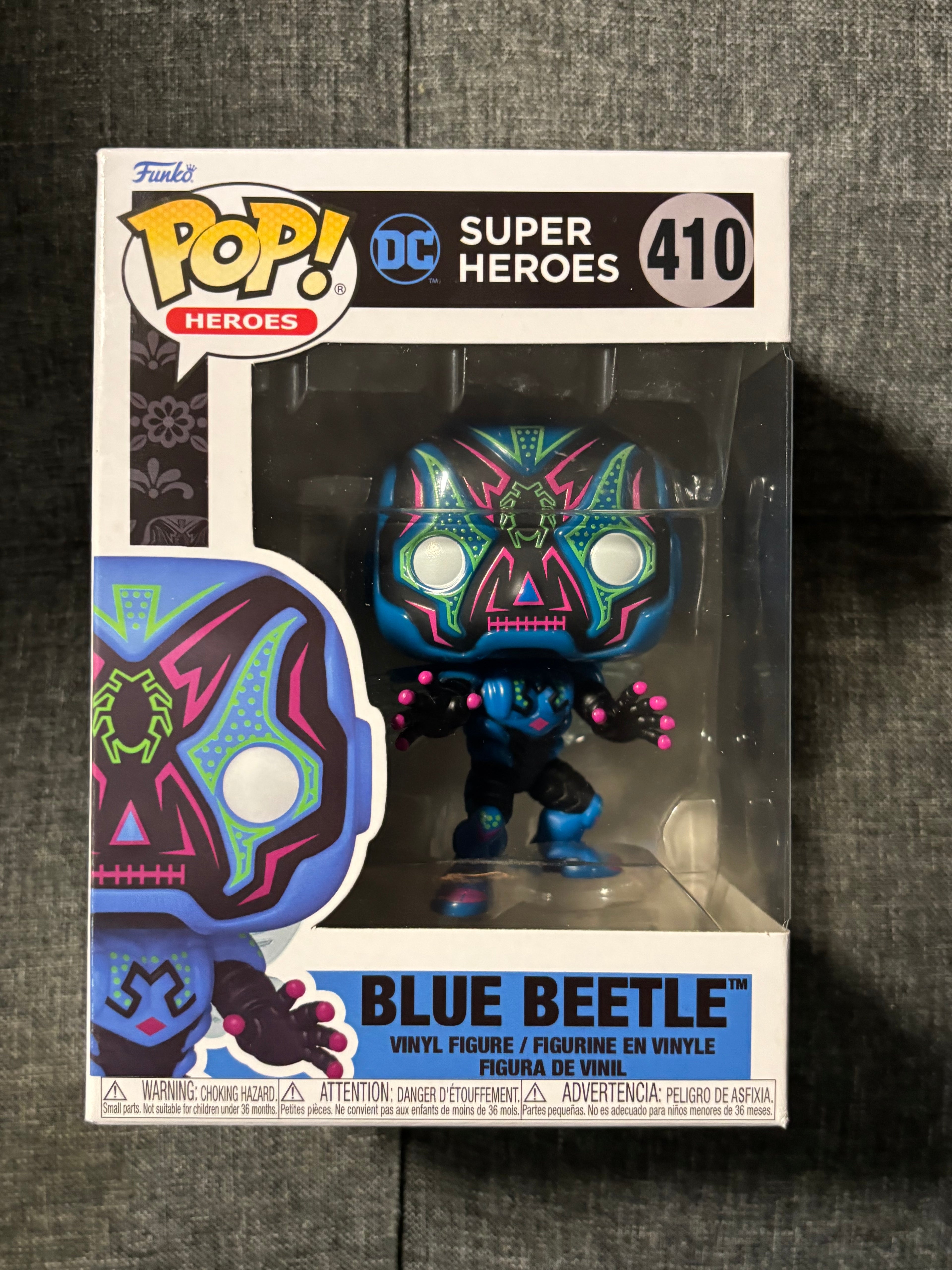 Blue Beetle #410 dia de los muertos