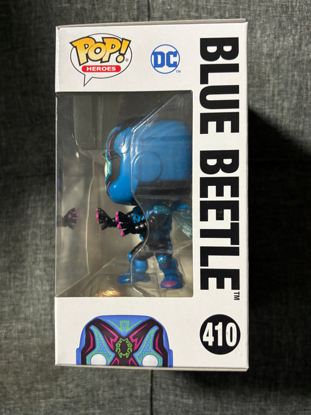 Blue Beetle #410 dia de los muertos