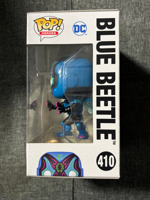 Blue Beetle #410 dia de los muertos