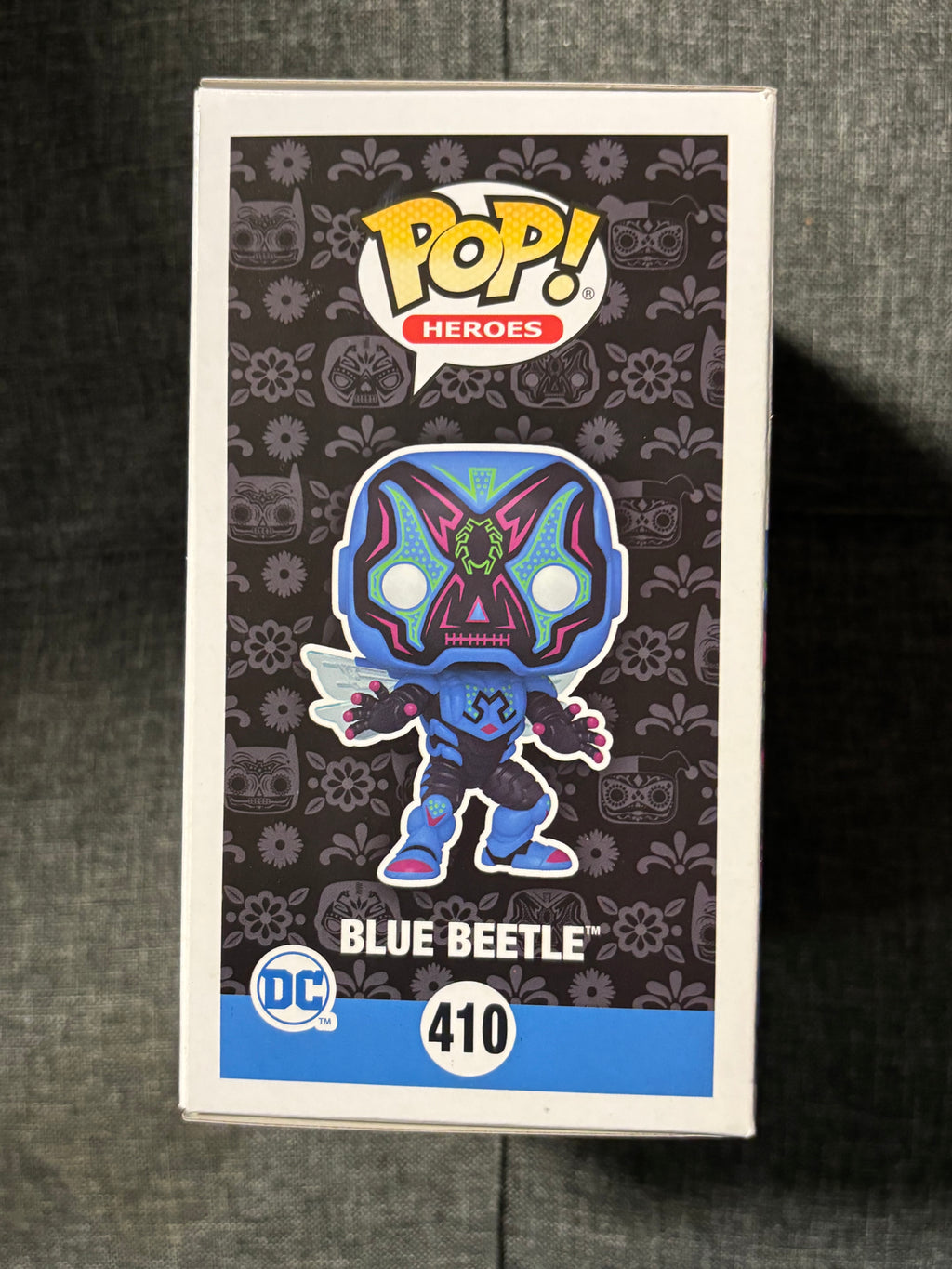 Blue Beetle #410 dia de los muertos