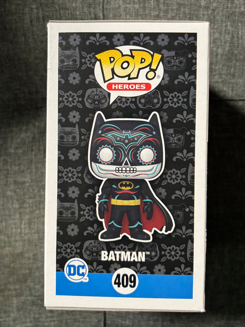 Batman #409 Dia de los muerto pop. (Check back photo)