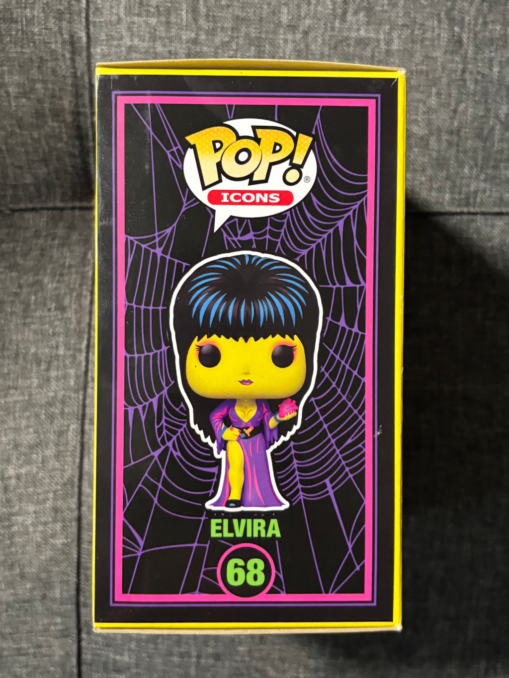 Elvira #68 (Blacklight) Limited Edition Entertainment Earth Exclusive