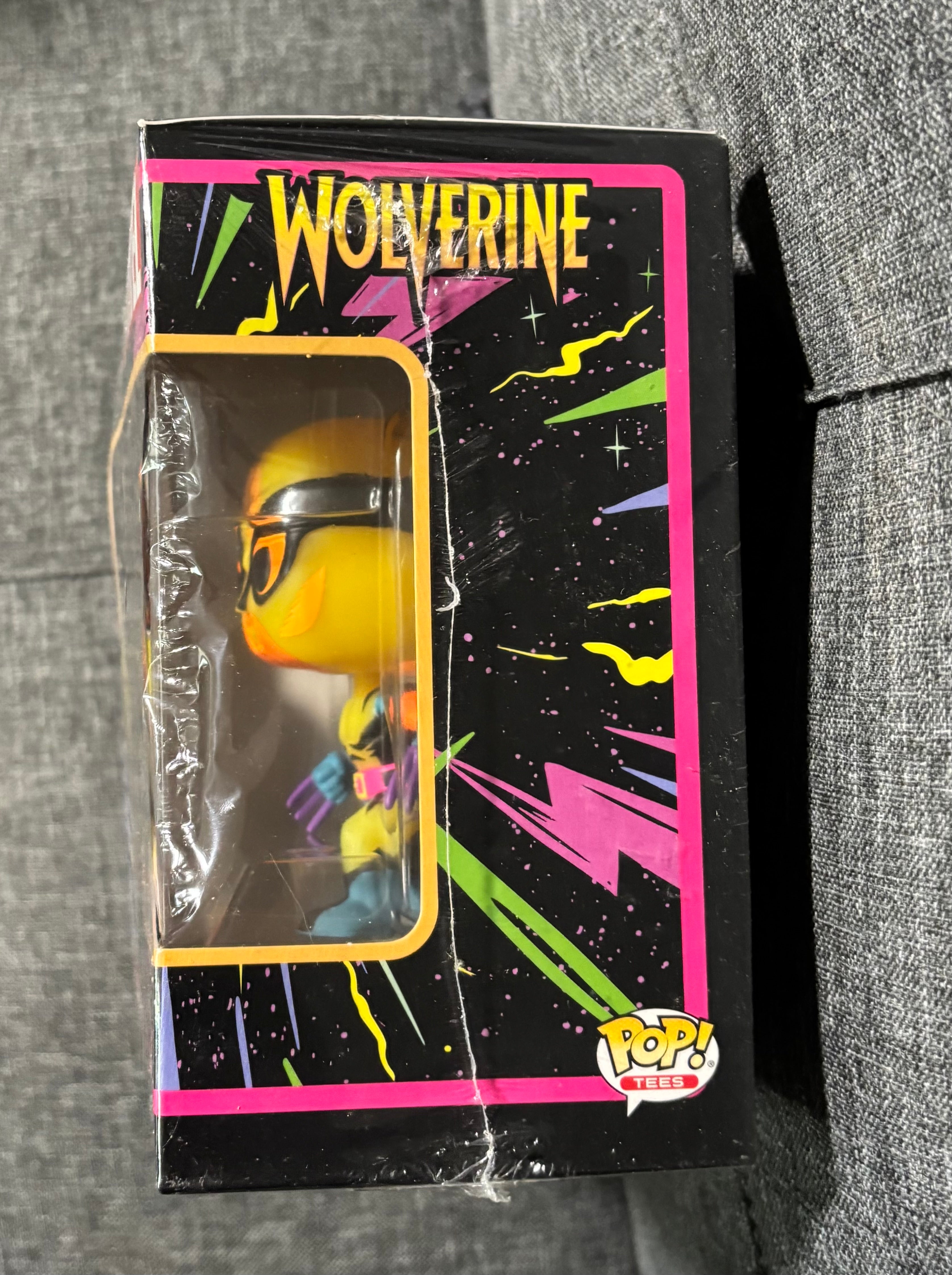 X-Men Wolverine Blacklight Pop &Tee size (XL)